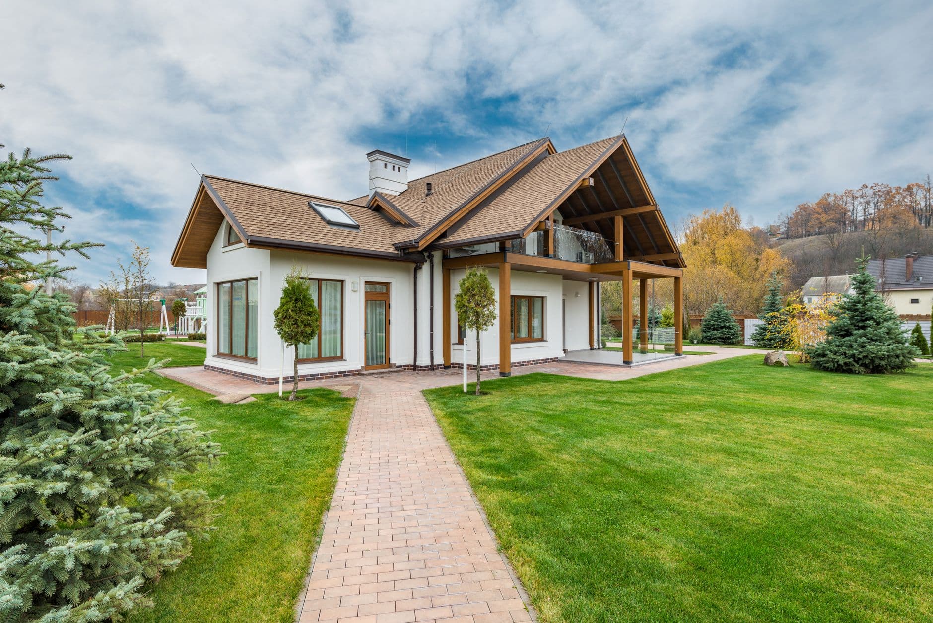 Clean home exterior in Forney, Texas